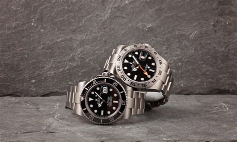 rolex submariner vs explorer ii difference between|226570 black.